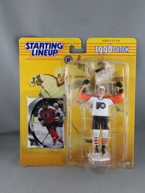 Eric Lindros Philadelphia Flyers Figure- Starting Line Up (1998) - By Kenner
